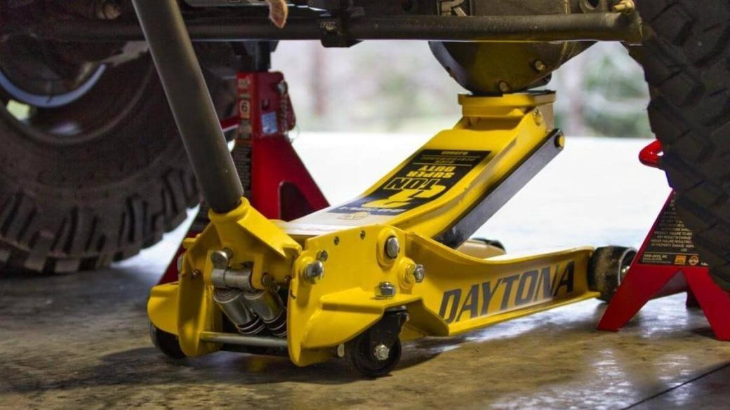 Daytona three-ton floor jack