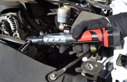 Auto mechanic using ACDelco Cordless Ratchet