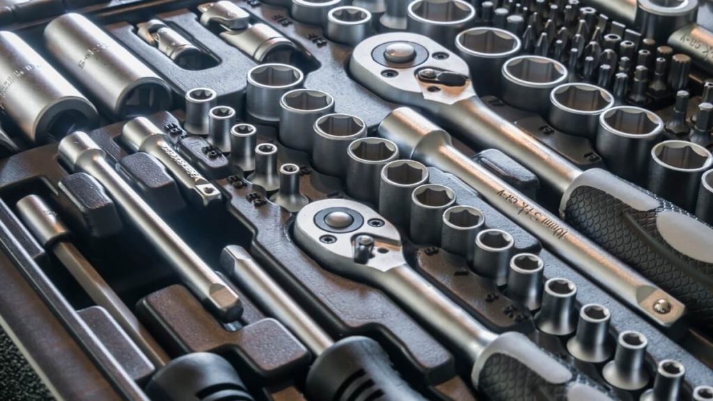 Professional automotive socket set