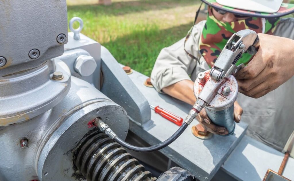 Heavy equipment maintenance